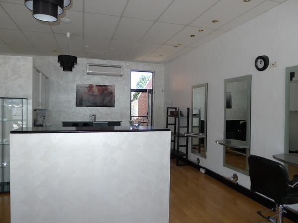 Click to view all images 1011 Burke Road Hawthorn East VIC 3123 - Image 2