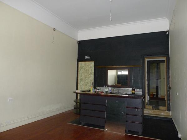 Click to view all images 470 Victoria Street North Melbourne VIC 3051 - Image 2