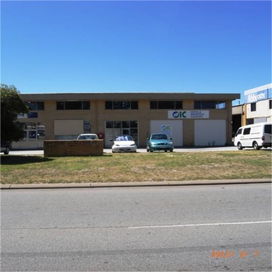 Click to view all images Unit 2/21 Kewdale Road Welshpool WA 6106 - Image 1