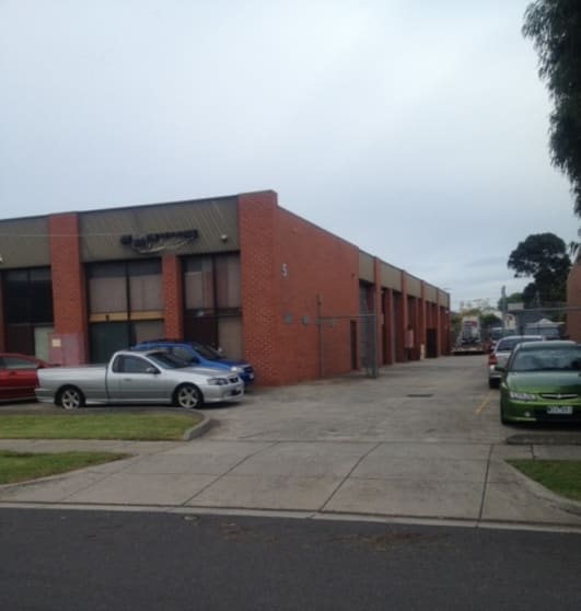 Click to view all images 6/5 Shearson Crescent Mentone VIC 3194 - Image 3