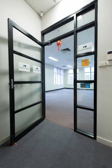 Click to view all images 3/180 Bourke Street Melbourne VIC 3000 - Image 3