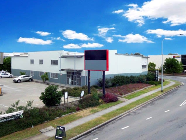 Click to view all images 2 Navigator Place Hendra QLD 4011 - Image 1
