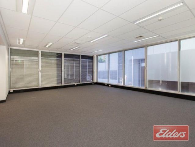 Click to view all images Spring Hill QLD 4000 - Image 3