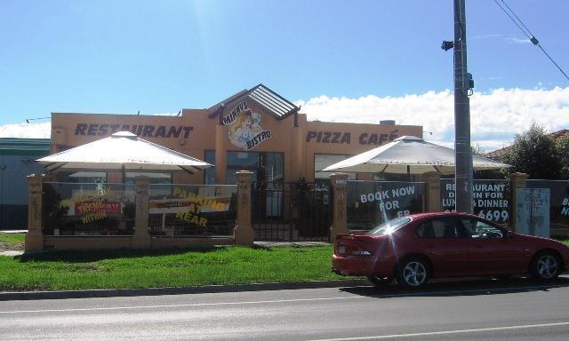 Click to view all images . Total/129 Hall Road Carrum Downs VIC 3201 - Image 1