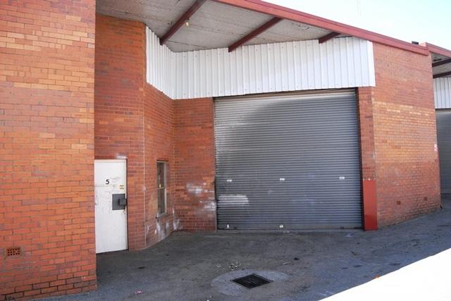5/110 Briggs Street Welshpool WA 6106 - Image 1