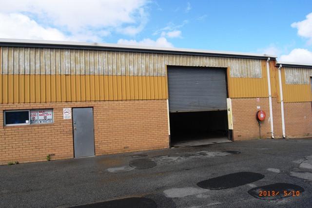 Click to view all images 4/5 Dampier Road Welshpool WA 6106 - Image 1