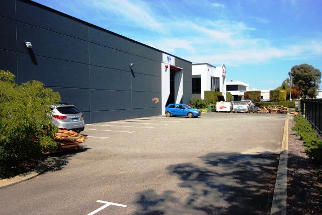 Click to view all images Unit 2 /54 Belgravia Street Belmont WA 6104 - Image 3