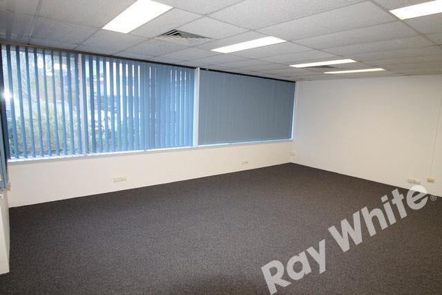 Click to view all images Milton QLD 4064 - Image 3