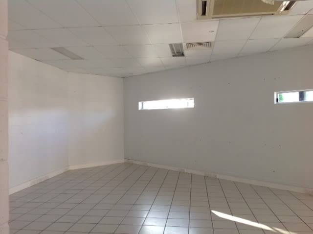 1/5 Mangrove Road Mackay QLD 4740 - Image 2