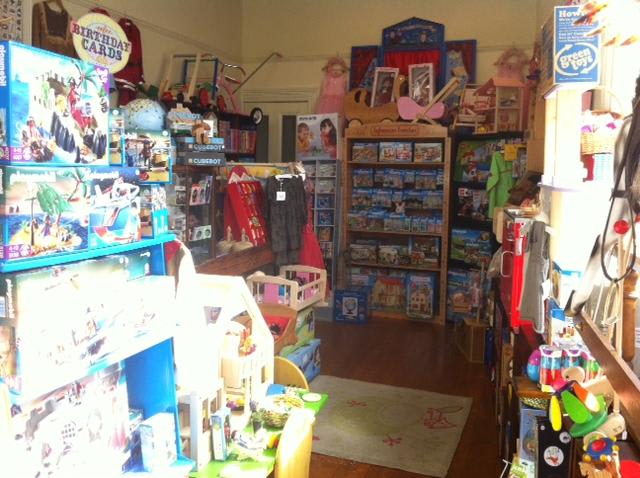 Click to view all images 67 Cardigan Place Albert Park VIC 3206 - Image 2