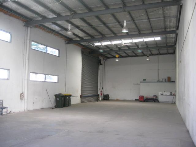 Click to view all images 80 Smith Street Kensington VIC 3031 - Image 2