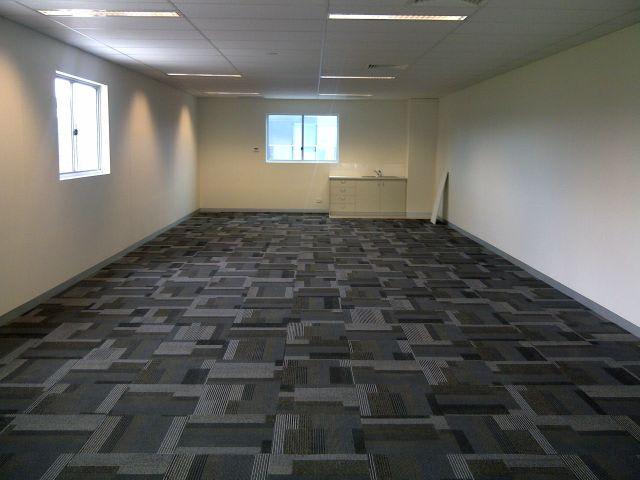 Click to view all images 26-28 Verdun Drive Narre Warren VIC 3805 - Image 1