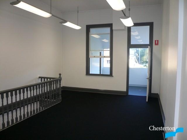 Click to view all images Woolloongabba QLD 4102 - Image 1