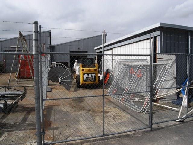 2//69 Division Street Welshpool WA 6106 - Image 2