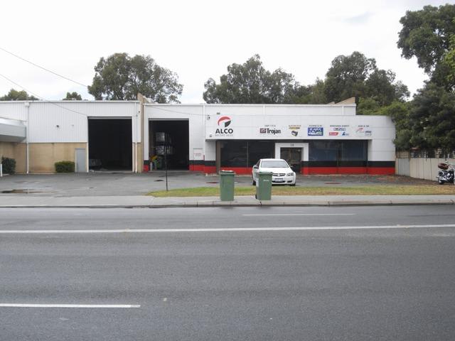 Click to view all images 14 Belgravia Street Belmont WA 6104 - Image 1