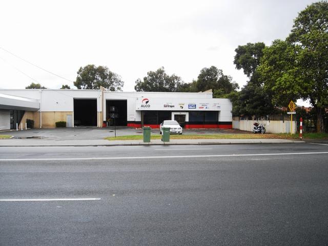 Click to view all images 14 Belgravia Street Belmont WA 6104 - Image 3
