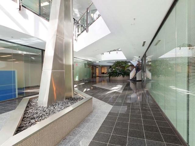 Click to view all images 1 102/12-14 Cato Street Hawthorn VIC 3122 - Image 3