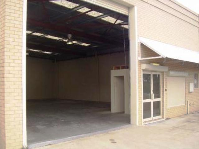 Click to view all images 1/27 John Street Bentley WA 6102 - Image 2