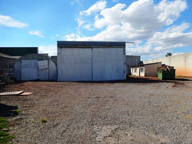 Click to view all images 36 Tennant Street Welshpool WA 6106 - Image 2
