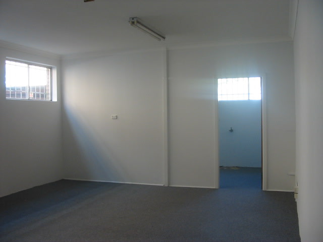 Click to view all images Rear 398 Illawarra Road Marrickville NSW 2204 - Image 1