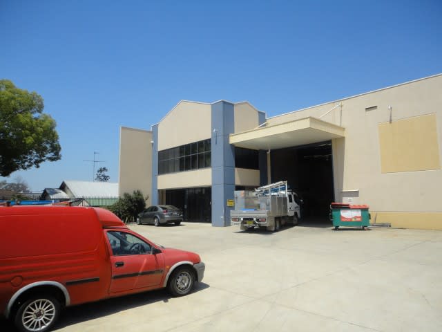 Unit 2/38-40 Aero Road Ingleburn NSW 2565 - Image 3