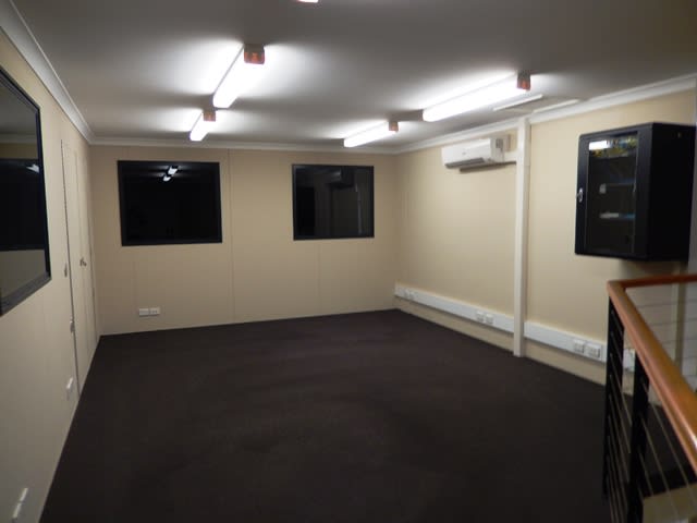 Click to view all images Unit 6 //117 Ewing Street Welshpool WA 6106 - Image 2