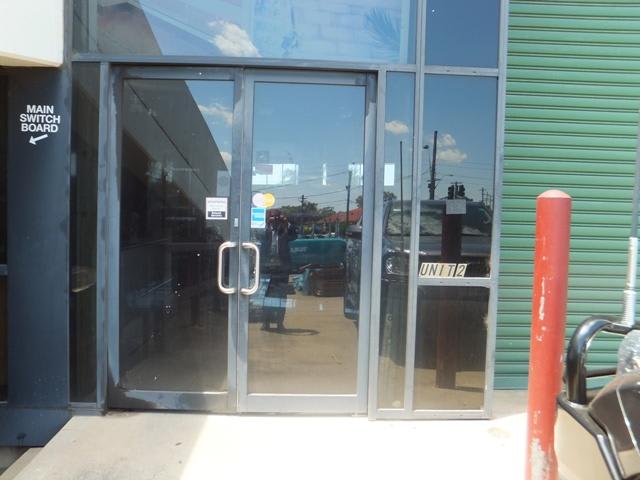 Click to view all images 2/286 Hume Highway Lansvale NSW 2166 - Image 2