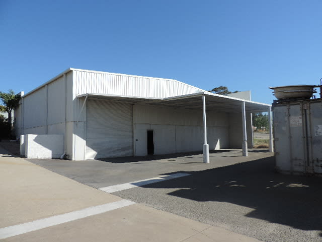 Click to view all images 1/7 Savill Place Carlisle WA 6101 - Image 2