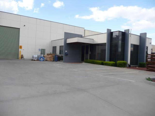 Click to view all images 13 Mickle Street Dandenong VIC 3175 - Image 2