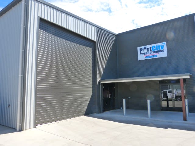 Click to view all images 6 Willunga Place Barney Point QLD 4680 - Image 1