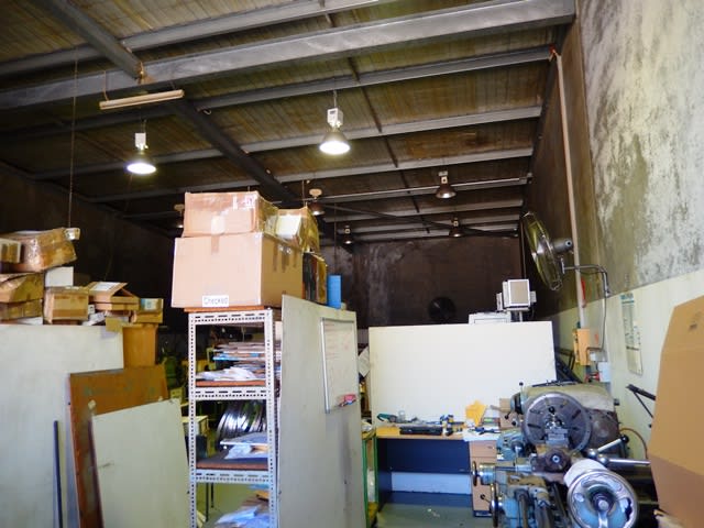 Click to view all images Unit 2 / /17 Casino Street Welshpool WA 6106 - Image 2