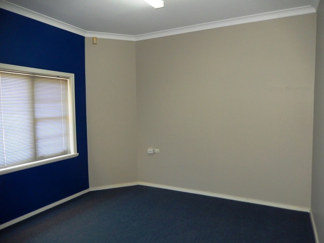 Click to view all images 11 Welshpool Road St James WA 6102 - Image 3