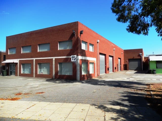 Click to view all images Unit 2 /15 Milford Street East Victoria Park WA 6101 - Image 1