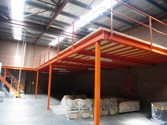 Click to view all images Unit 2 /15 Milford Street East Victoria Park WA 6101 - Image 3