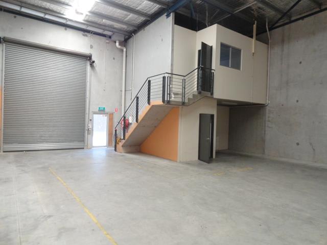 Click to view all images 19 Birmingham Avenue Villawood NSW 2163 - Image 2