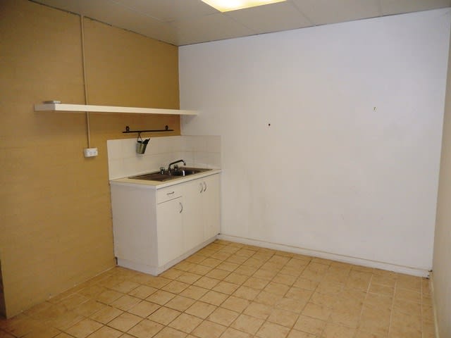 Unit 2 //24 Cohn Street Carlisle WA 6101 - Image 3