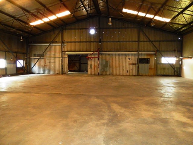 Click to view all images 1 Anvil Way Welshpool WA 6106 - Image 3