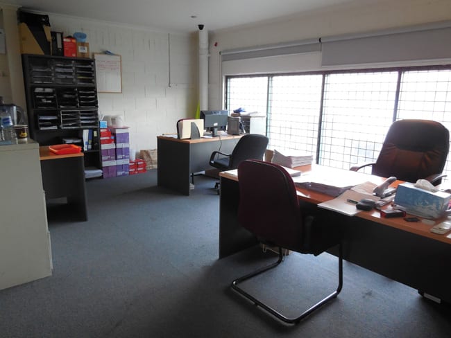 Click to view all images 13/477 Warrigal Rd Moorabbin VIC 3189 - Image 2
