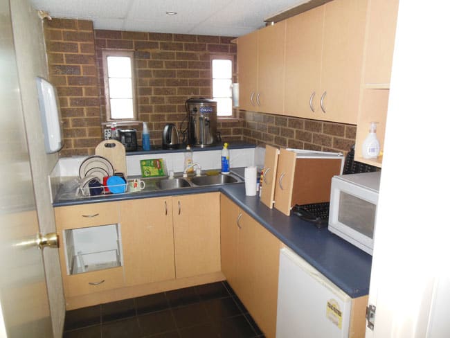Click to view all images First Floo/680 Warrigal Road Chadstone VIC 3148 - Image 3