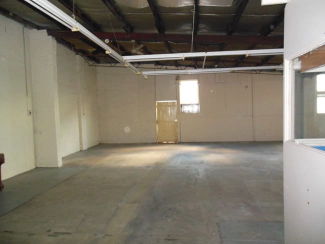Click to view all images 3/53 Cambro Road Clayton VIC 3168 - Image 2