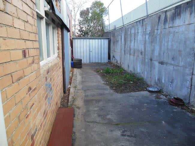 Click to view all images 3/53 Cambro Road Clayton VIC 3168 - Image 3