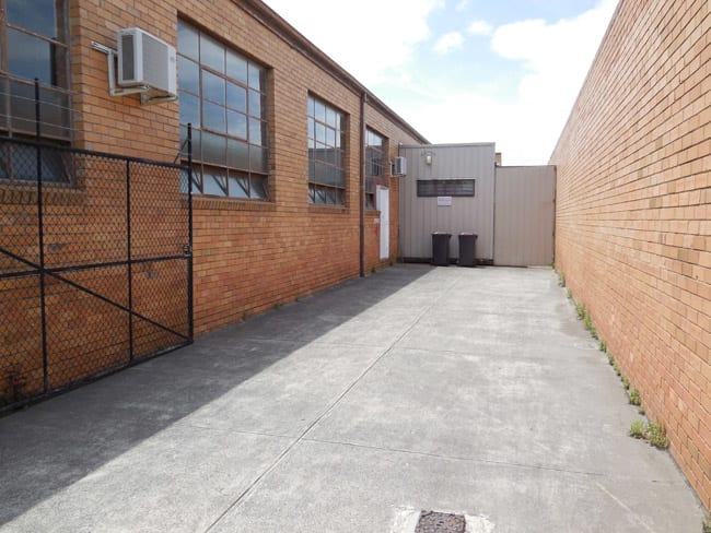 50 Renver Road Clayton VIC 3168 - Image 2