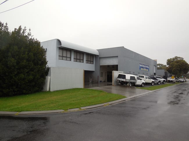 Click to view all images 2 Kareela Street Mordialloc VIC 3195 - Image 1