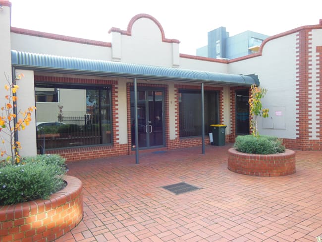 Click to view all images 6/322 St Kilda Rd St Kilda VIC 3182 - Image 1