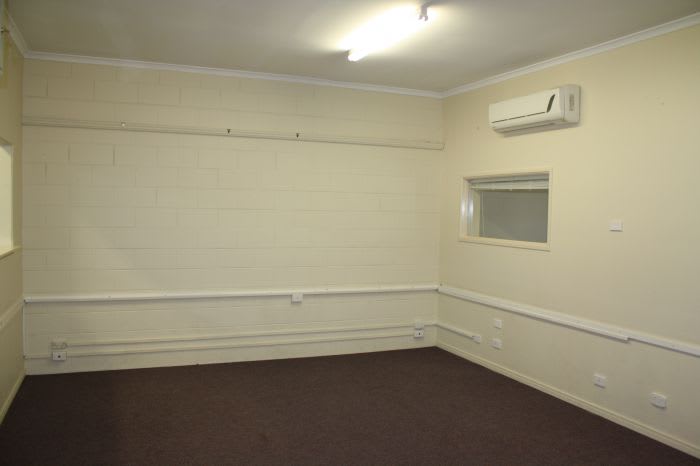 Click to view all images 21 Dreamworld Parkway Coomera QLD 4209 - Image 2