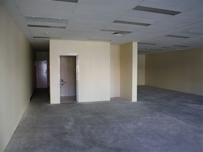 3 /13 Main Street Beenleigh QLD 4207 - Image 3