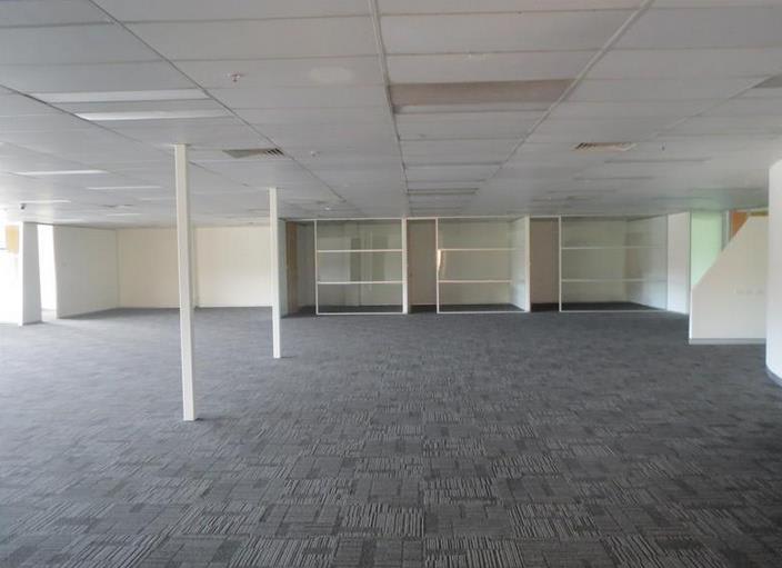 Click to view all images 14 Finchley Milton QLD 4064 - Image 2