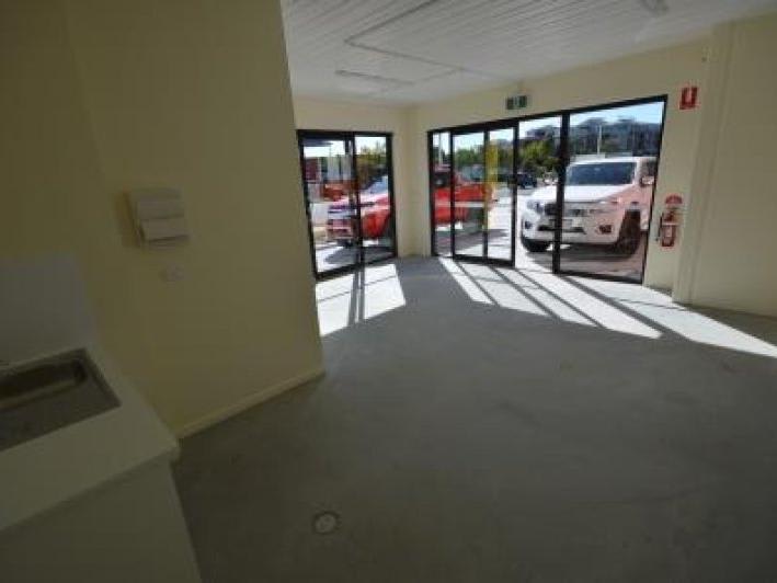 Click to view all images Robina QLD 4226 - Image 2
