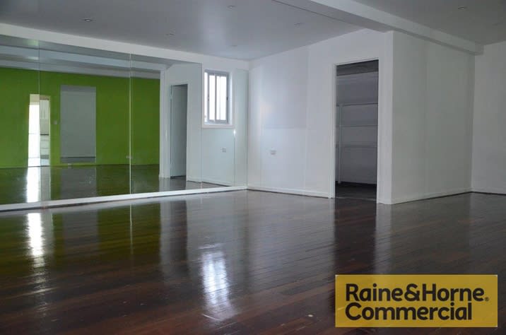 Click to view all images 1025 Stanley Street East East Brisbane QLD 4169 - Image 1