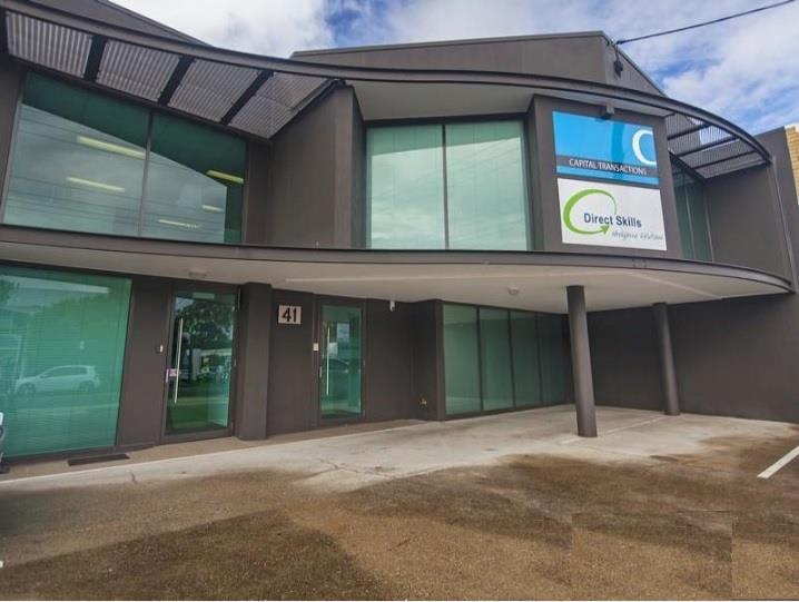 Click to view all images East Brisbane QLD 4169 - Image 1